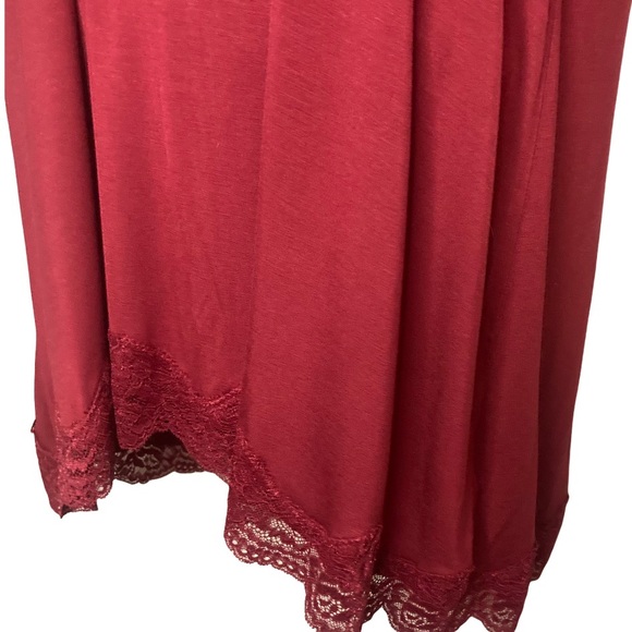 ❌SOLD❌Torrid Red Super Soft Lace Trim Tunic Tee - Picture 7 of 10